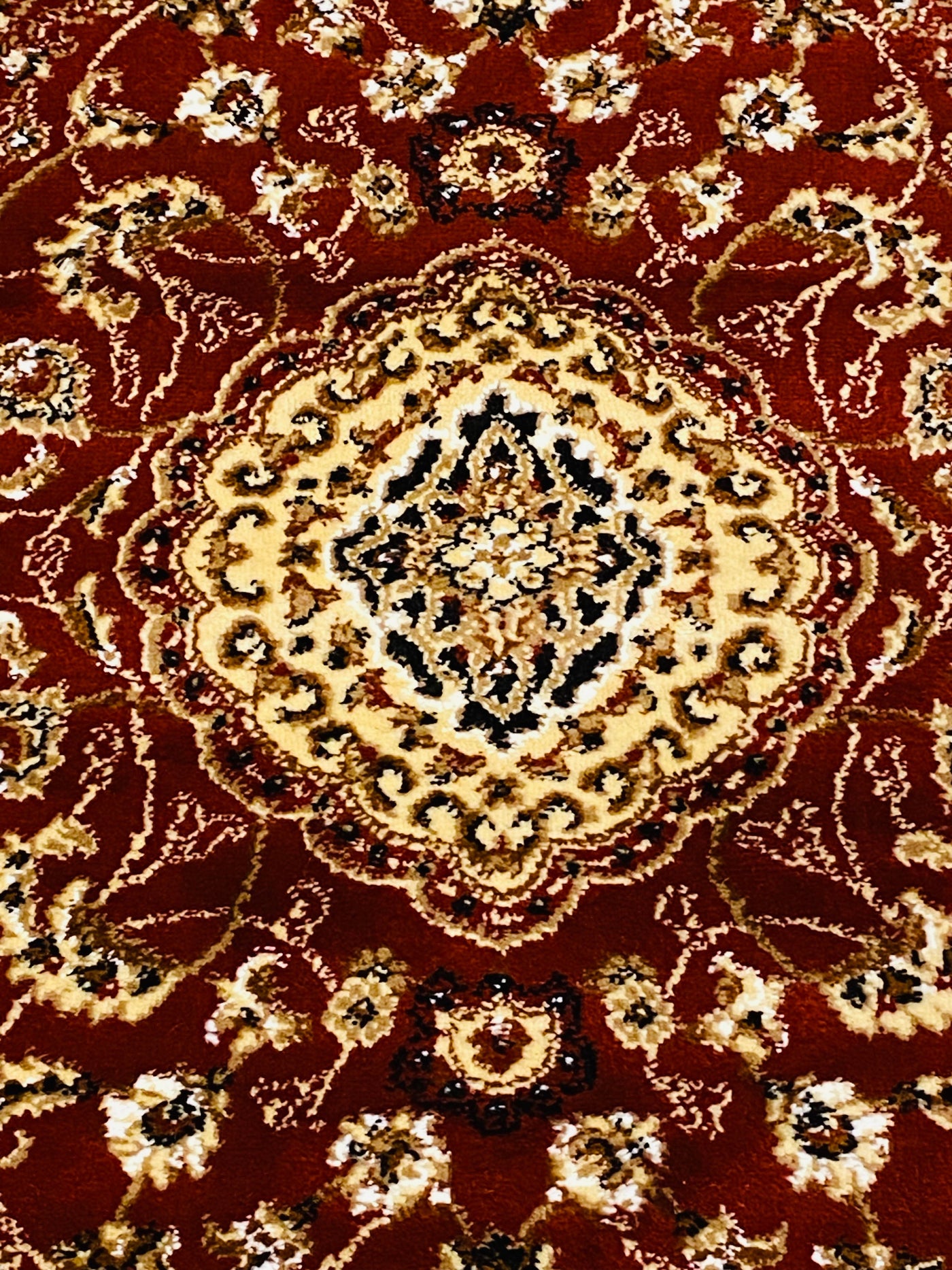 POLYPROPYLENE PERSIAN RUG 6.6FT WIDTH X 9.6FT LENGTH