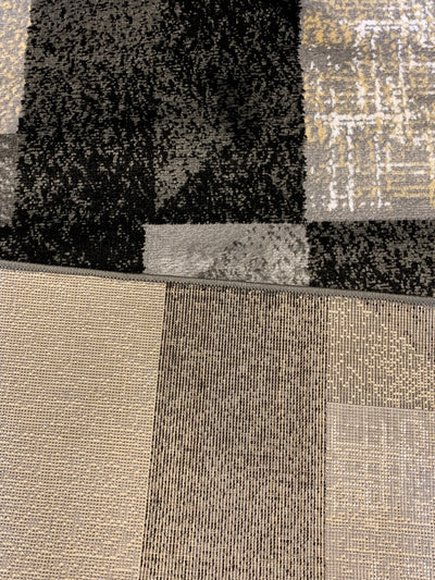 MODERN POLYPROPYLENE RUG