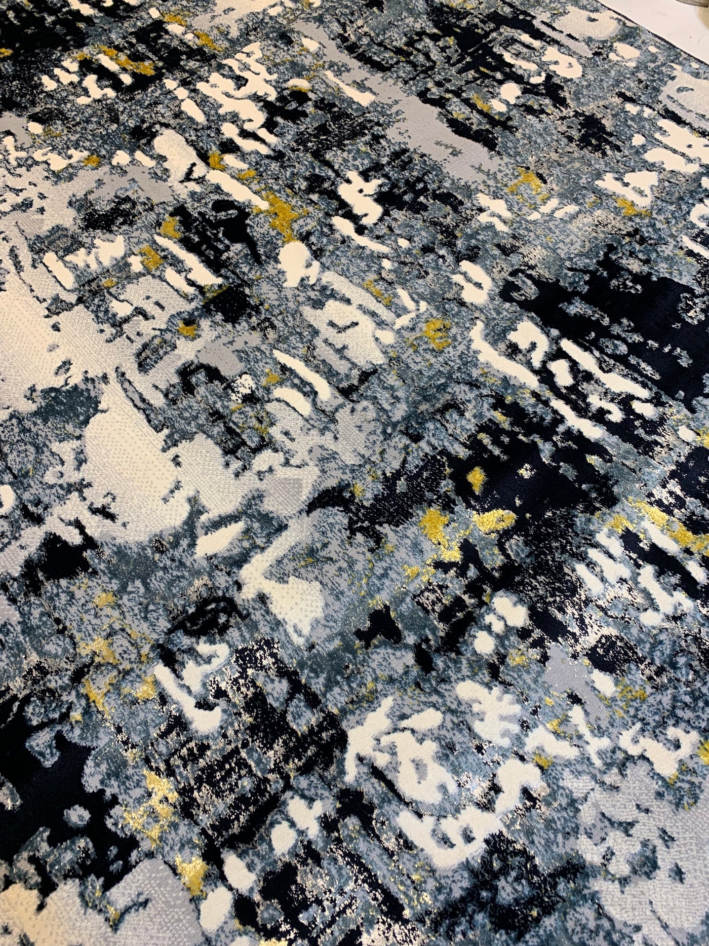 MODERN SHINING-POLYPROPYLENE YARN RUG (BLUE)