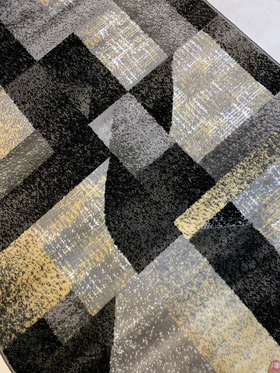 MODERN POLYPROPYLENE RUG