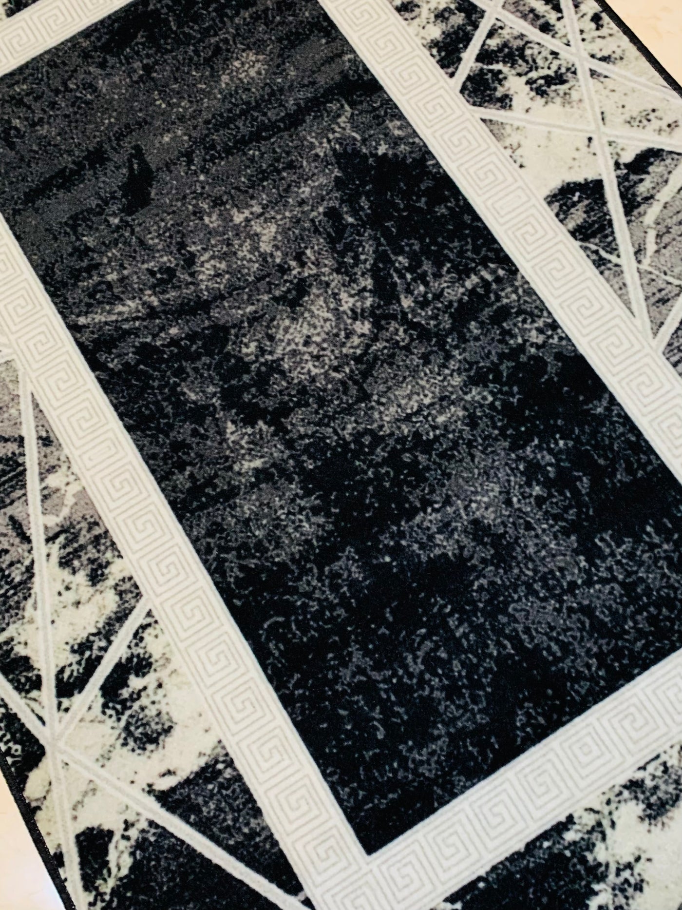 NON-WOVEN PRINTED RUG