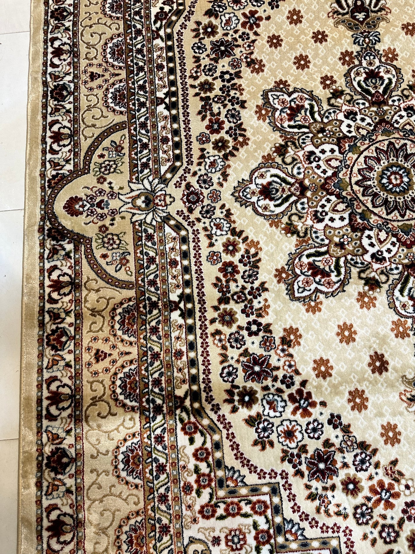 SUPER-SOFT GARNET MODERN DESIGN