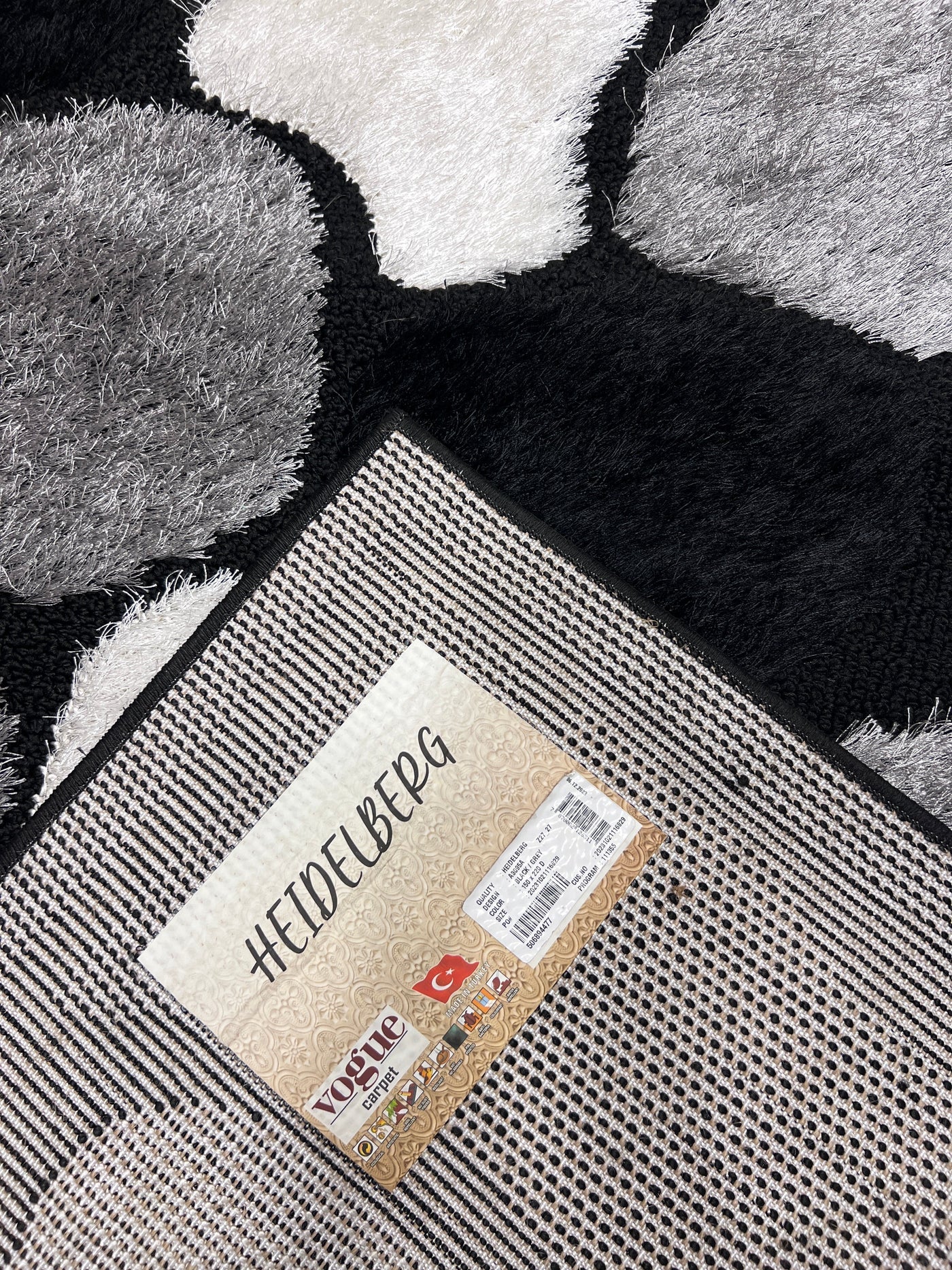 IMPORTED TURKISH-EMBOSSED SHAGGY RUG