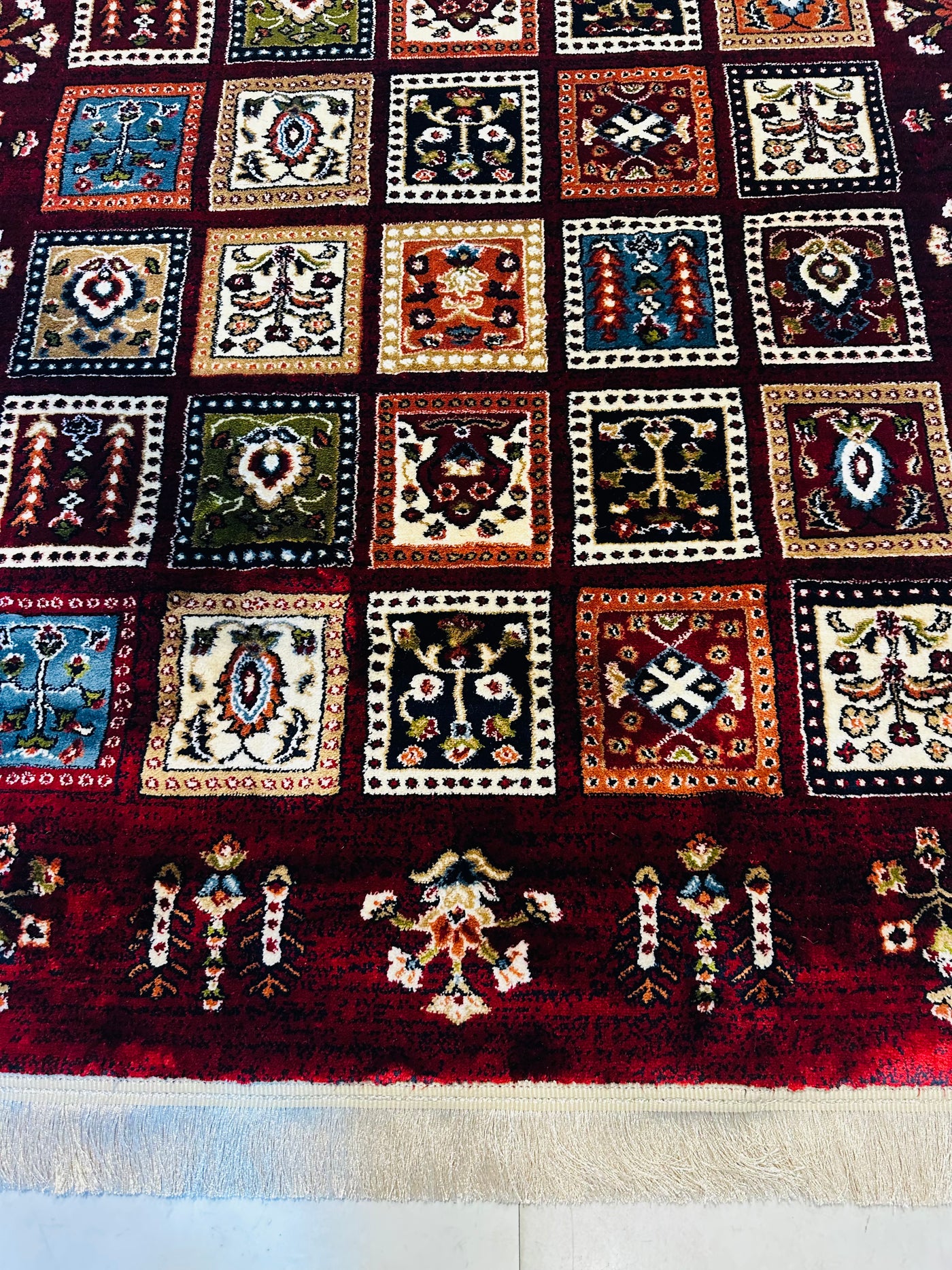 SUPER-SOFT GARNET MODERN DESIGN