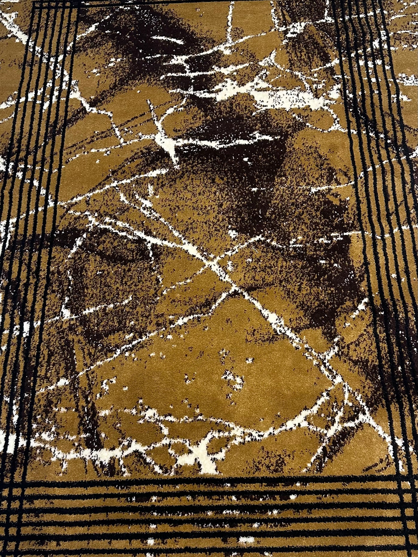 MODERN POLYPROPYLENE YARN RUG