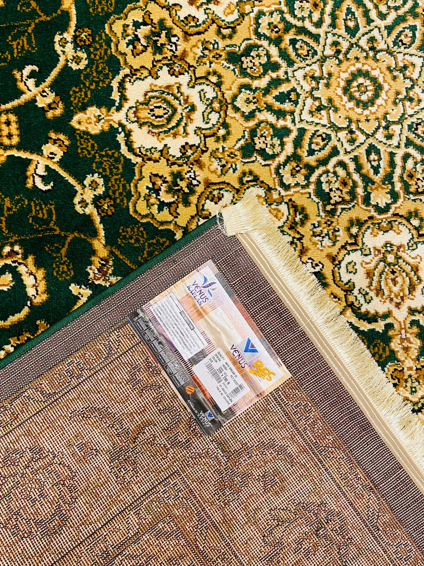 POLYPROPYLENE PERSIAN RUG