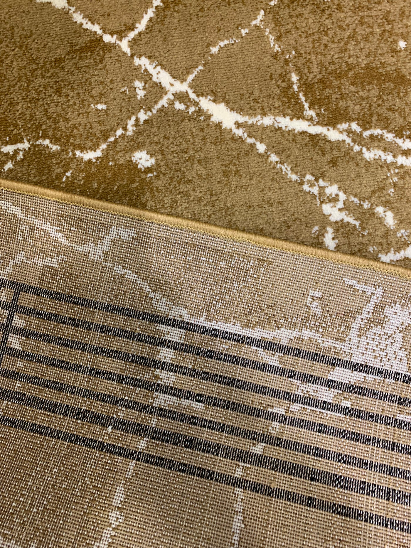 MODERN POLYPROPYLENE YARN RUG (Article#U601)