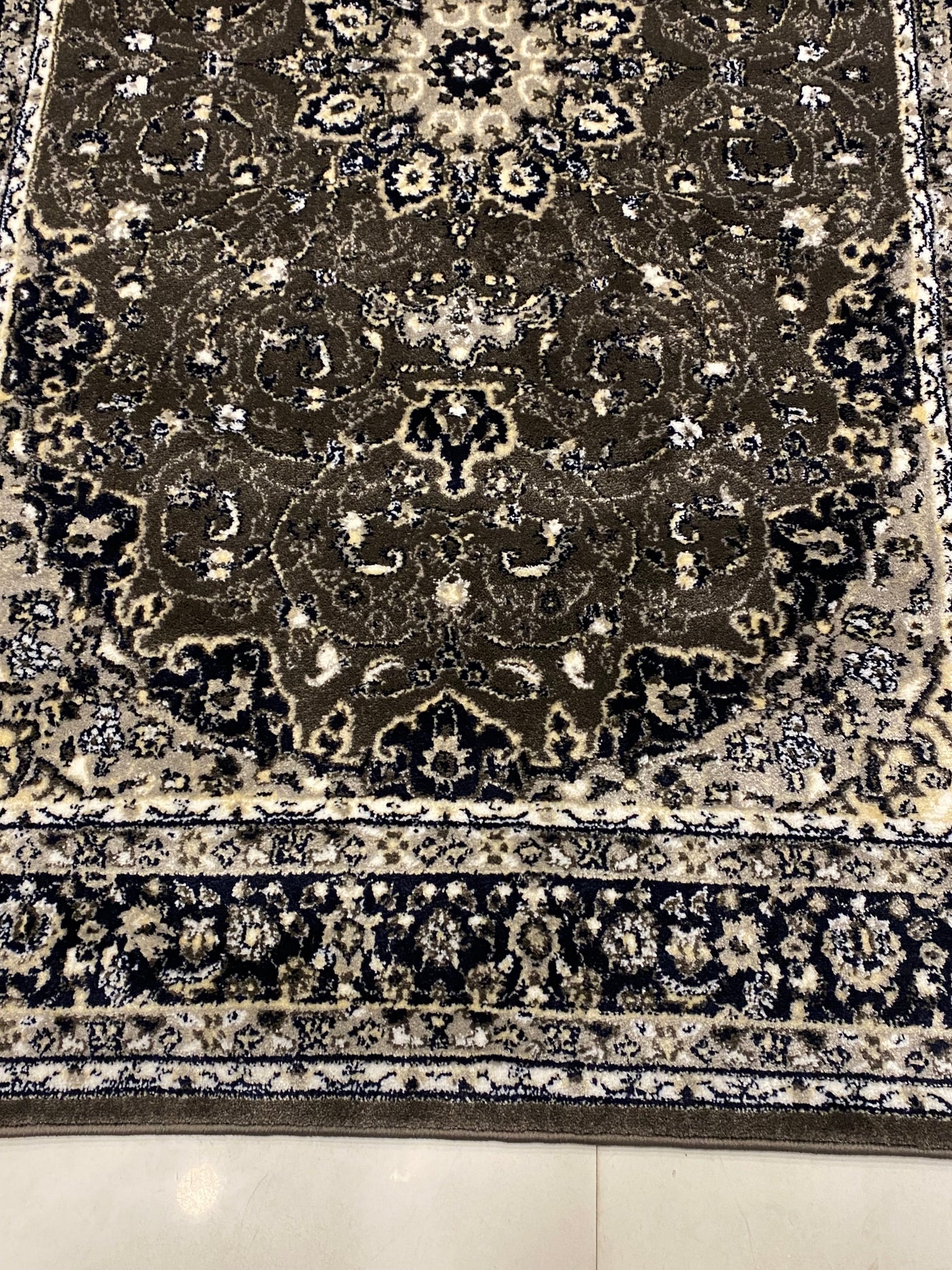 PERSIAN POLYPROPYLENE RUG