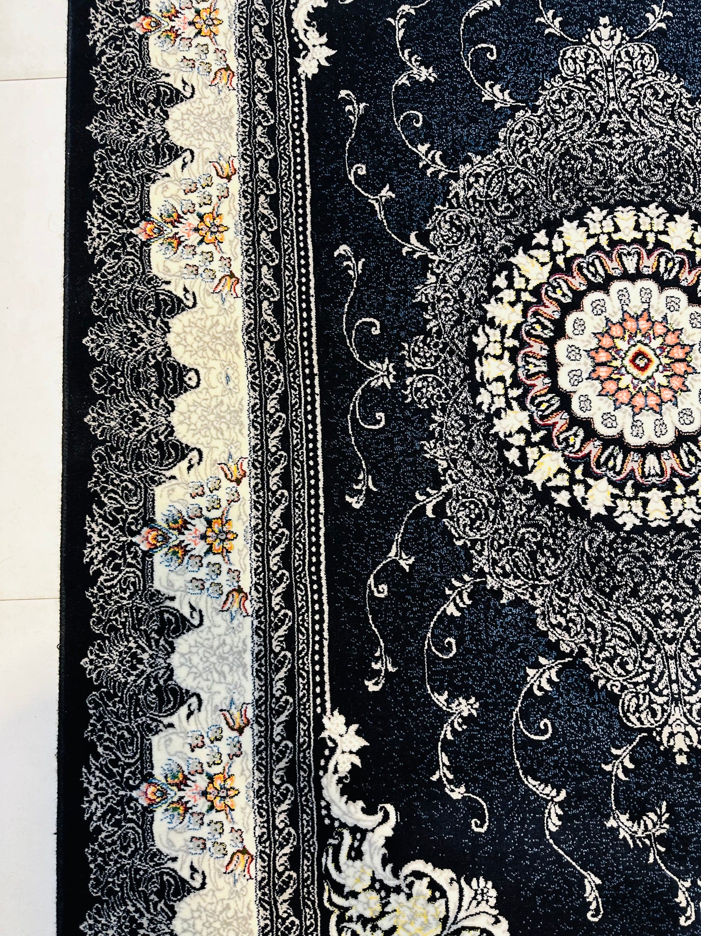 FINE PERSIAN IRANI RUG 1000 Reeds