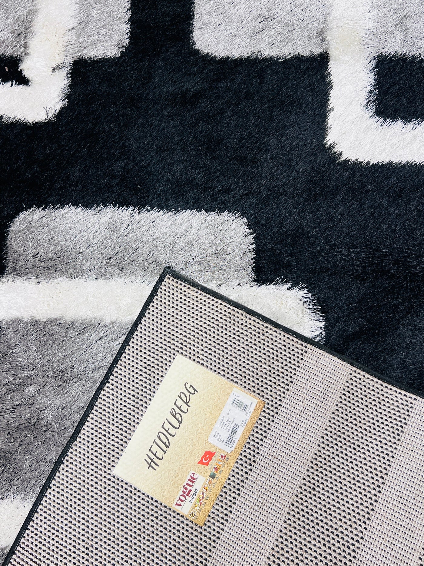 IMPORTED TURKISH-EMBOSSED SHAGGY RUG