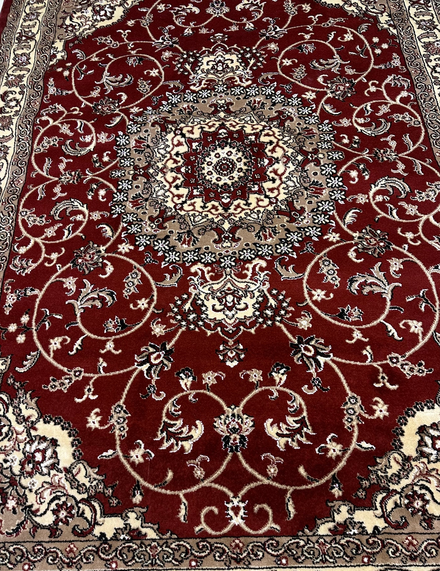 TRADITIONAL-POLYPROPYLENE YARN RUG