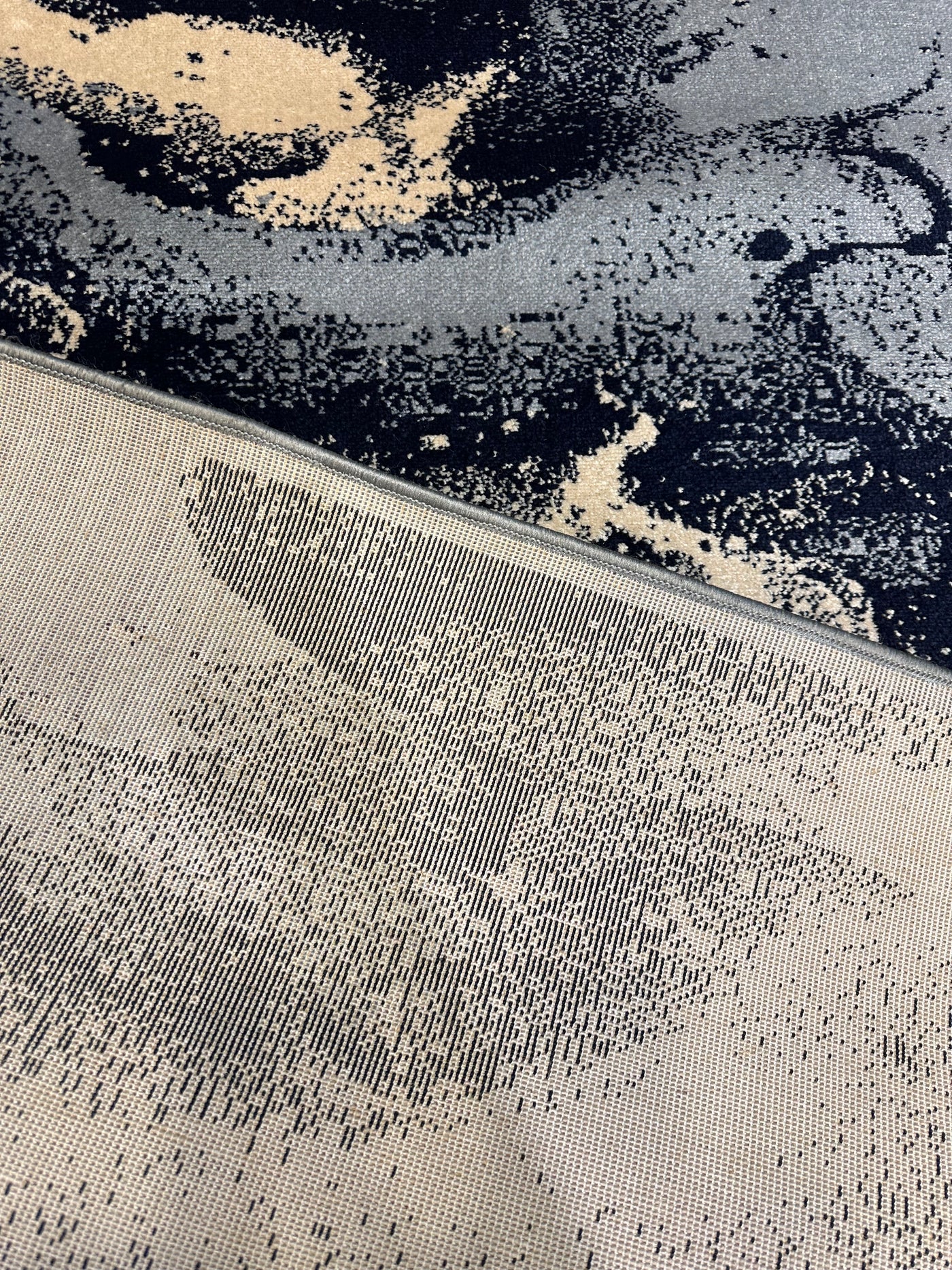 MODERN-POLYPROPYLENE YARN RUG