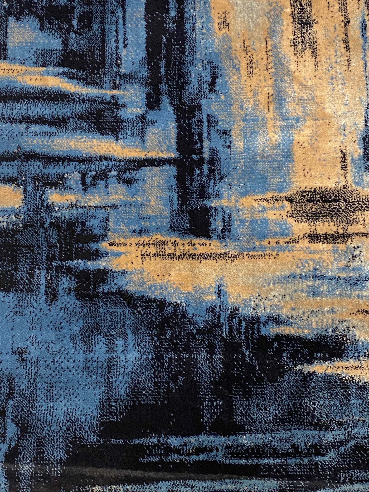 MODERN POLYPROPYLENE RUG