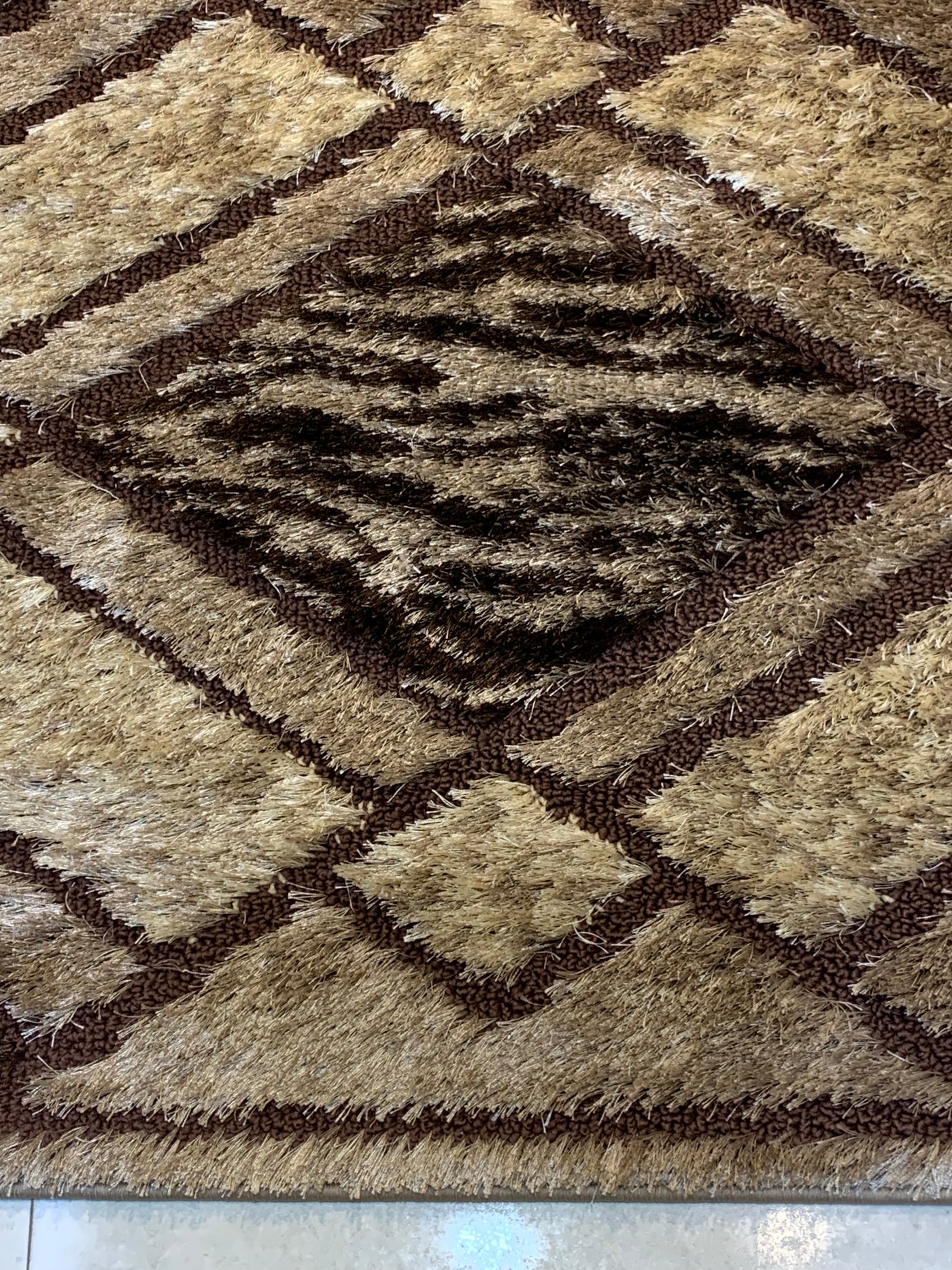 IMPORTED TURKISH-EMBOSSED SHAGGY RUG