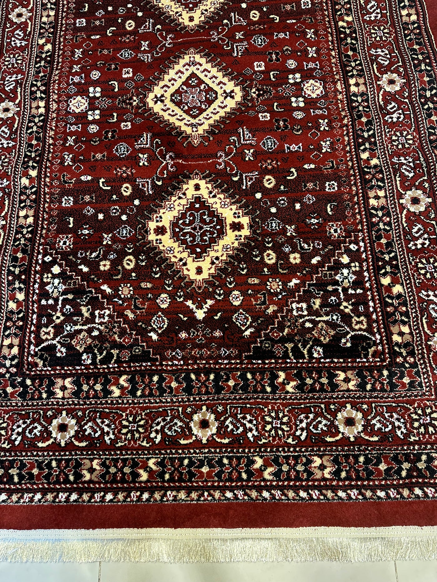 TRADITIONAL-POLYPROPYLENE YARN RUG