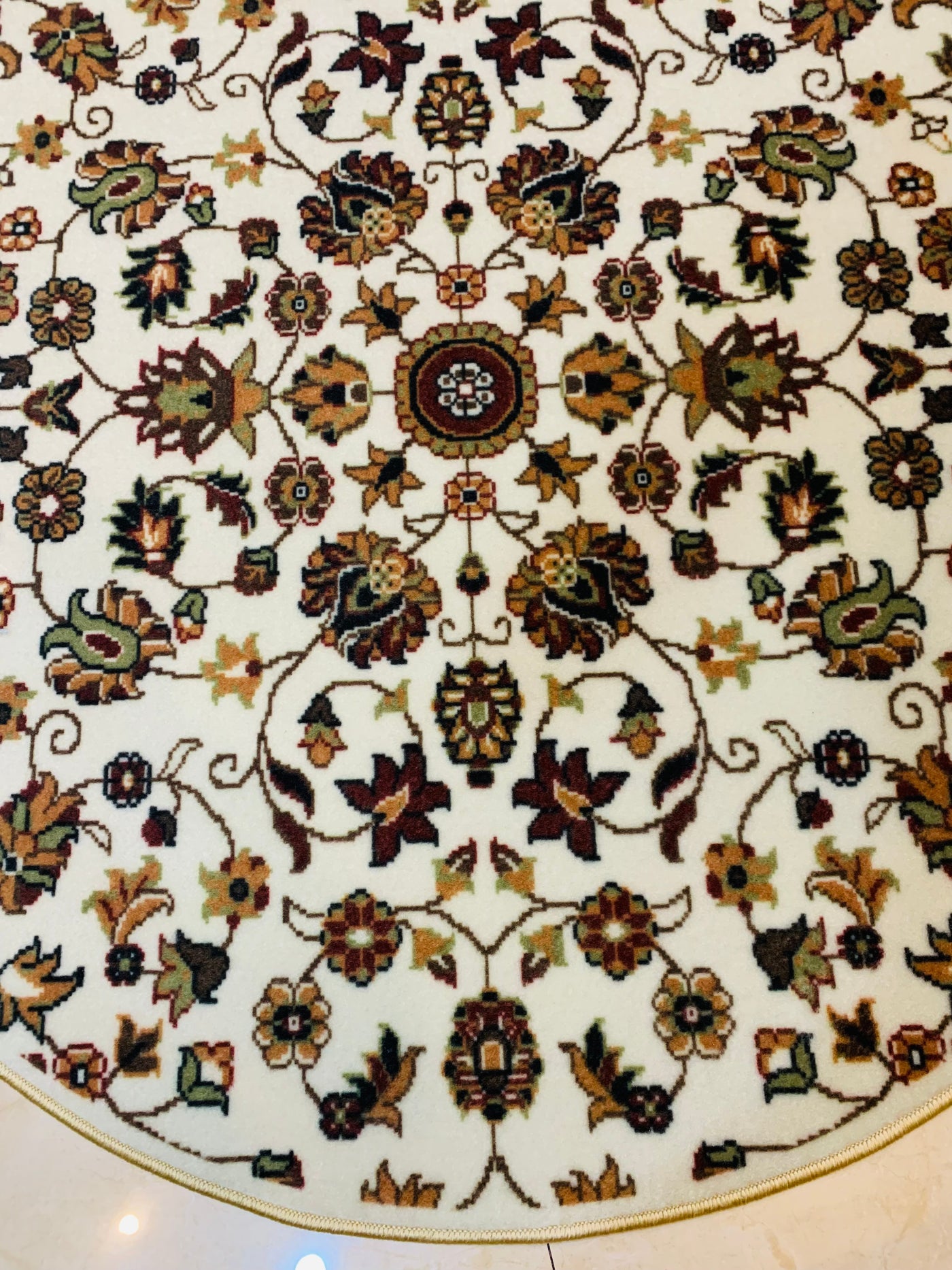 TRADITIONAL PRINT ROUND RUG