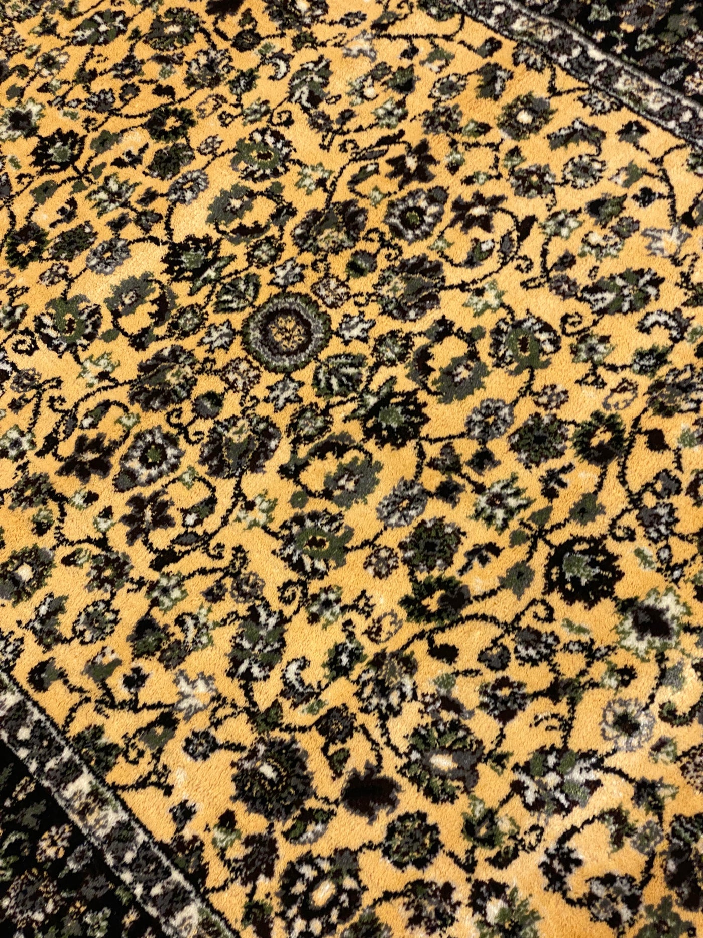 PERSIAN POLYPROPYLENE YARN RUG