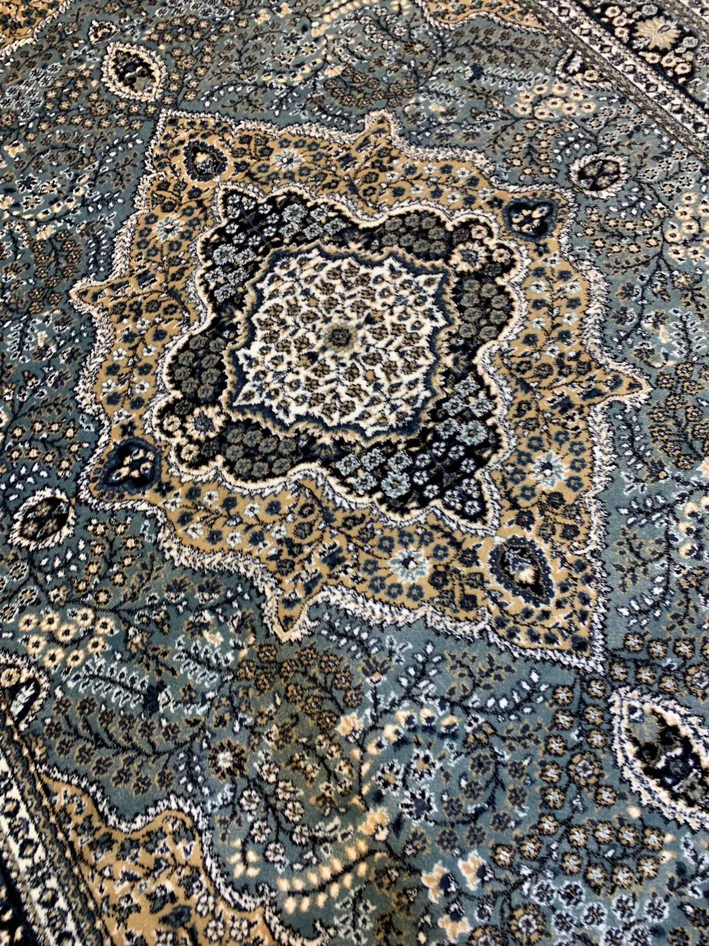 PERSIAN-POLYPROPYLENE YARN RUG