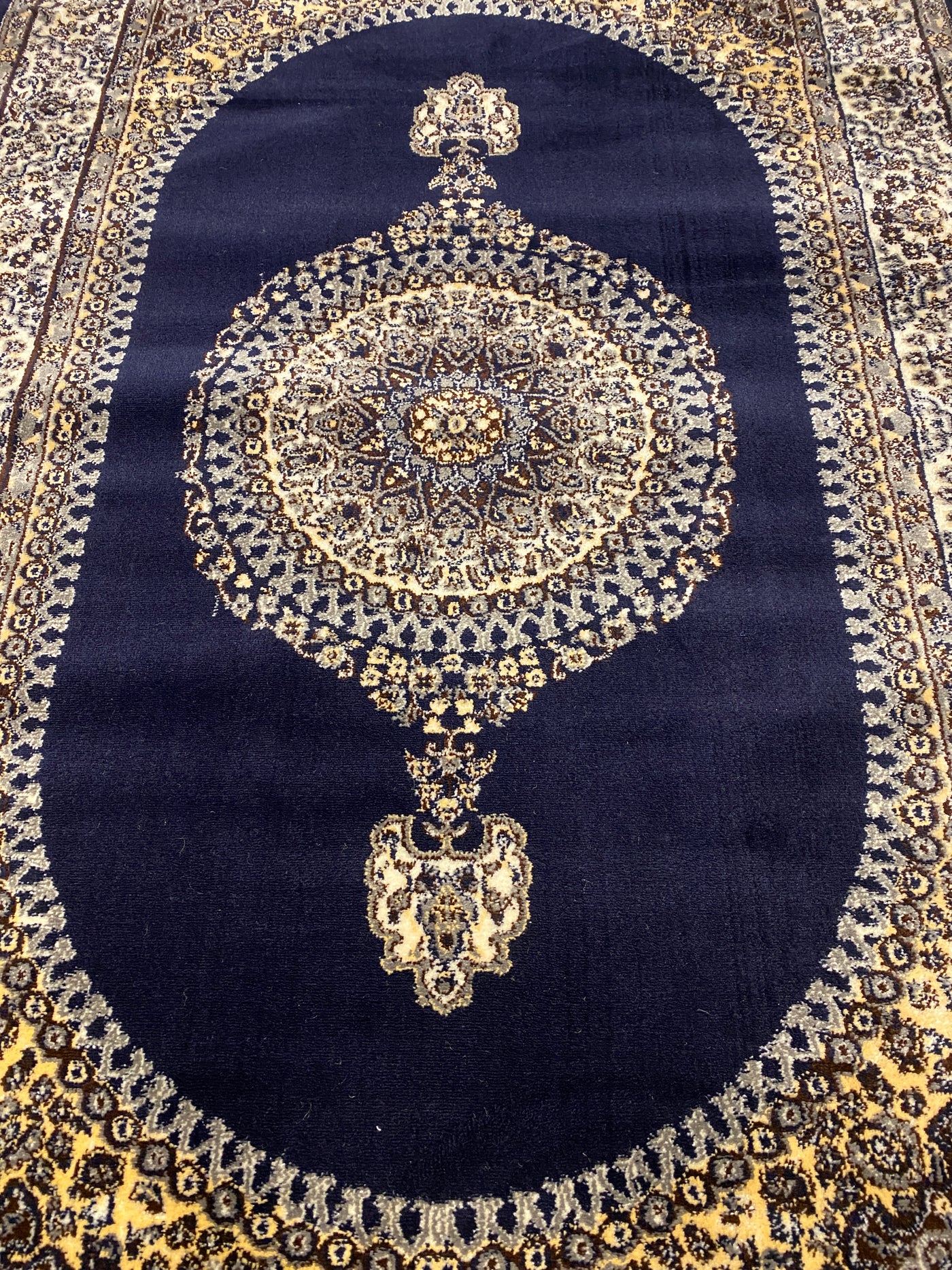 PERSIAN POLYPROPYLENE YARN RUG