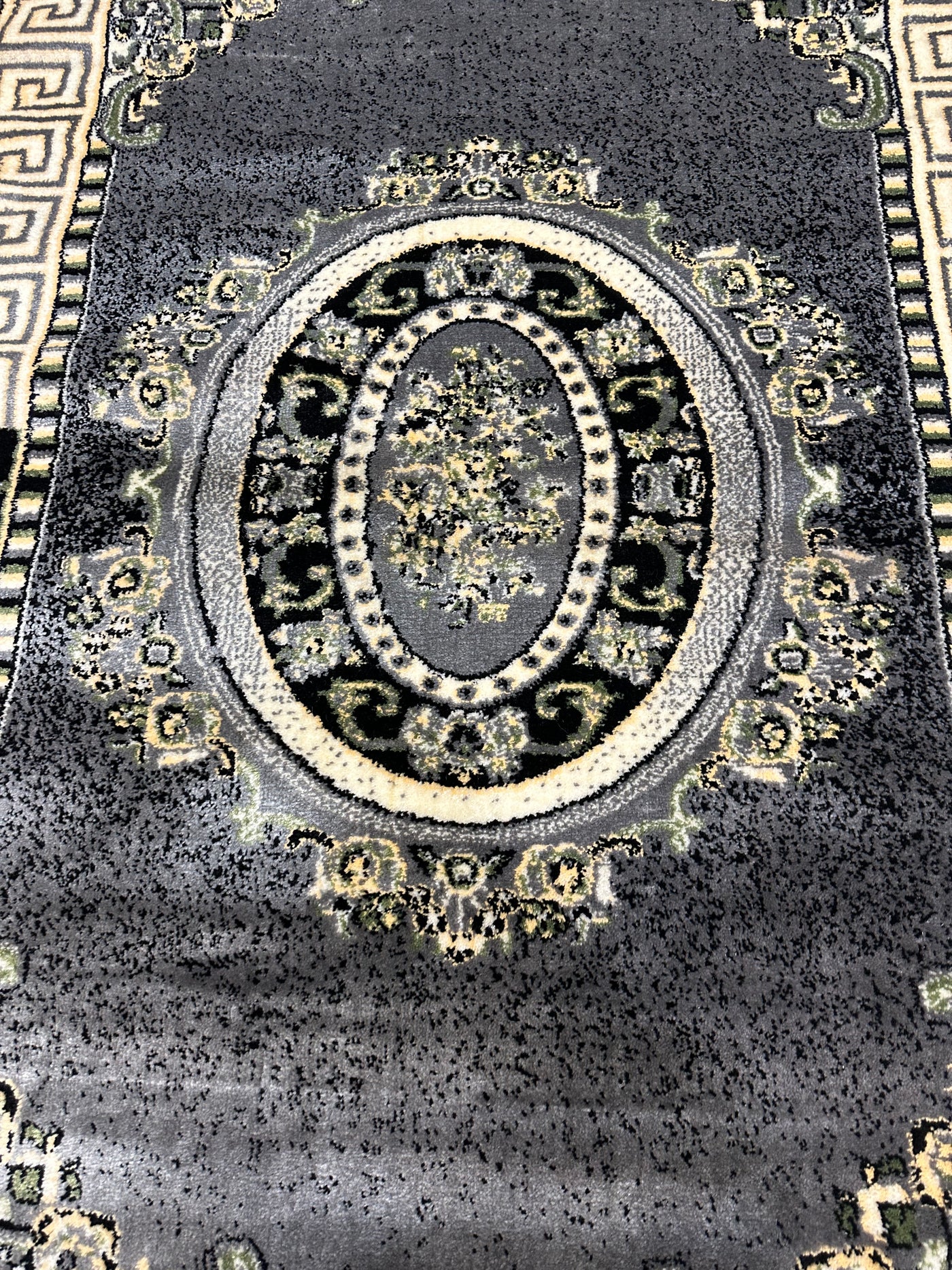 MODERN-POLYPROPYLENE YARN RUG