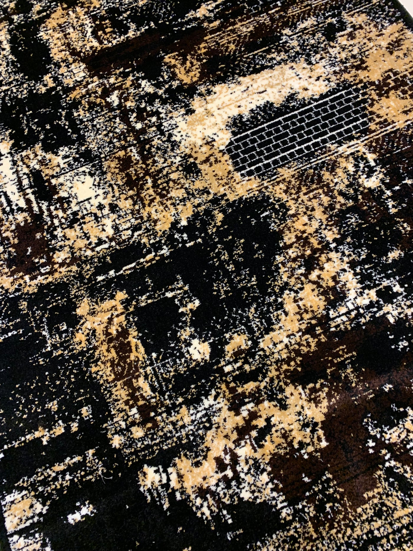 MODERN -POLYPROPYLENE YARN RUG