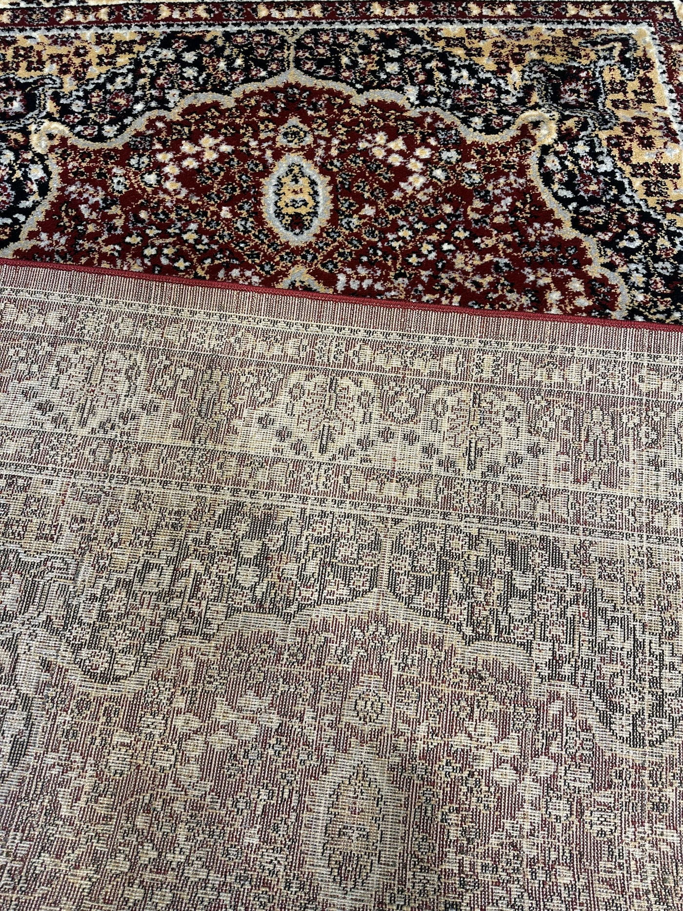 TRADITIONAL-POLYPROPYLENE YARN RUG