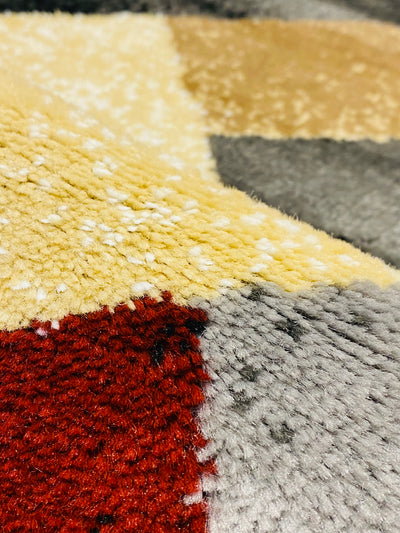 MODERN POLYPROPYLENE RUG