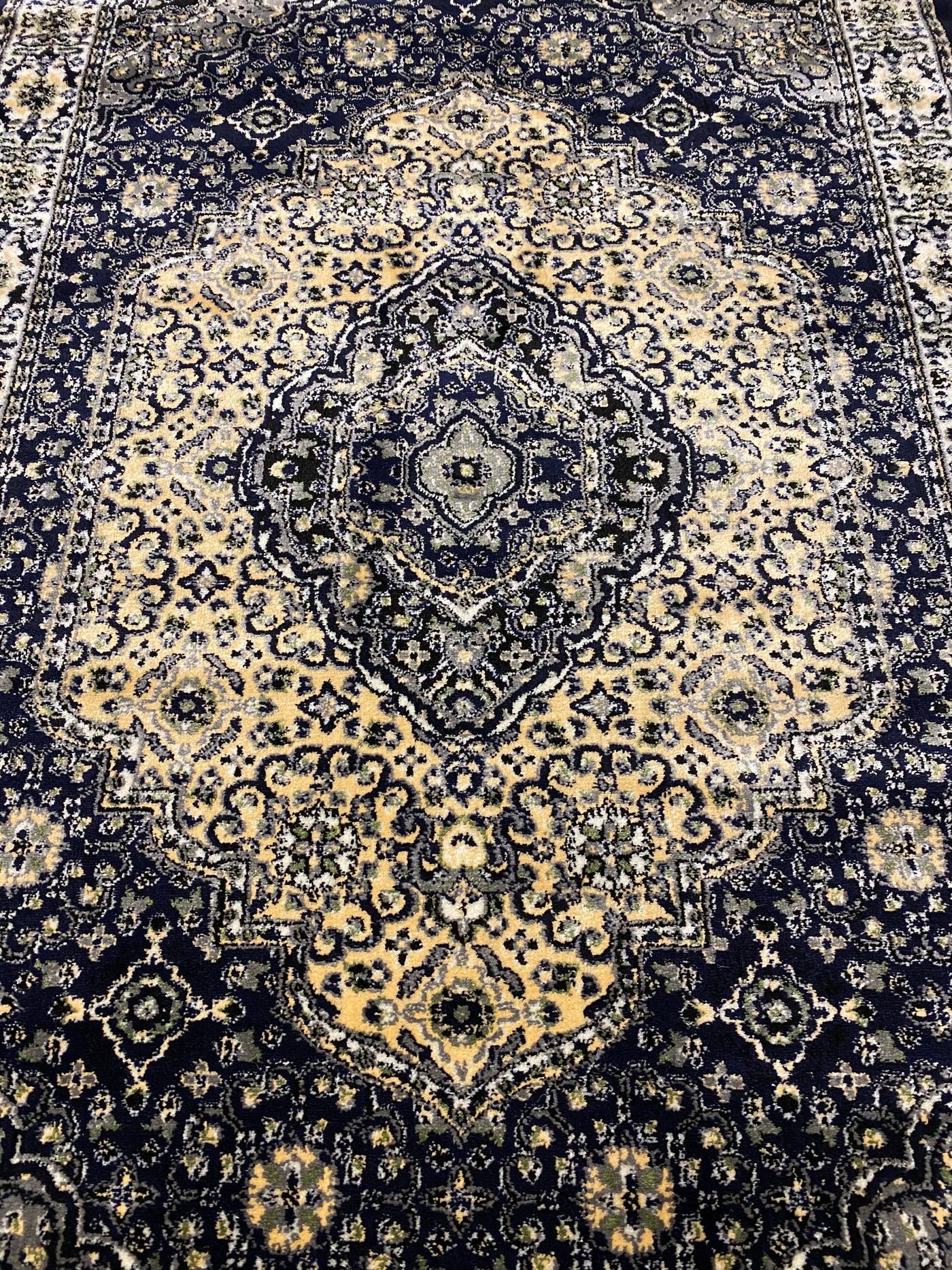 PERSIAN POLYPROPYLENE YARN RUG