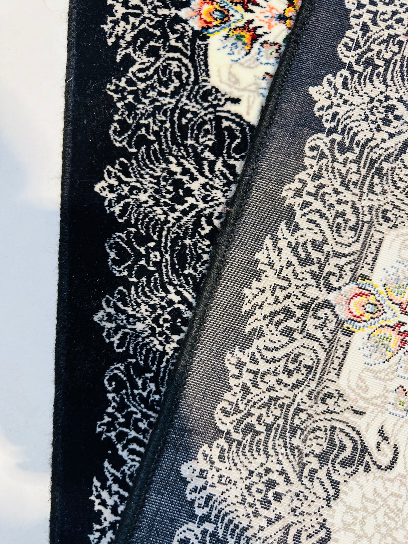 FINE PERSIAN IRANI RUG 1000 Reeds