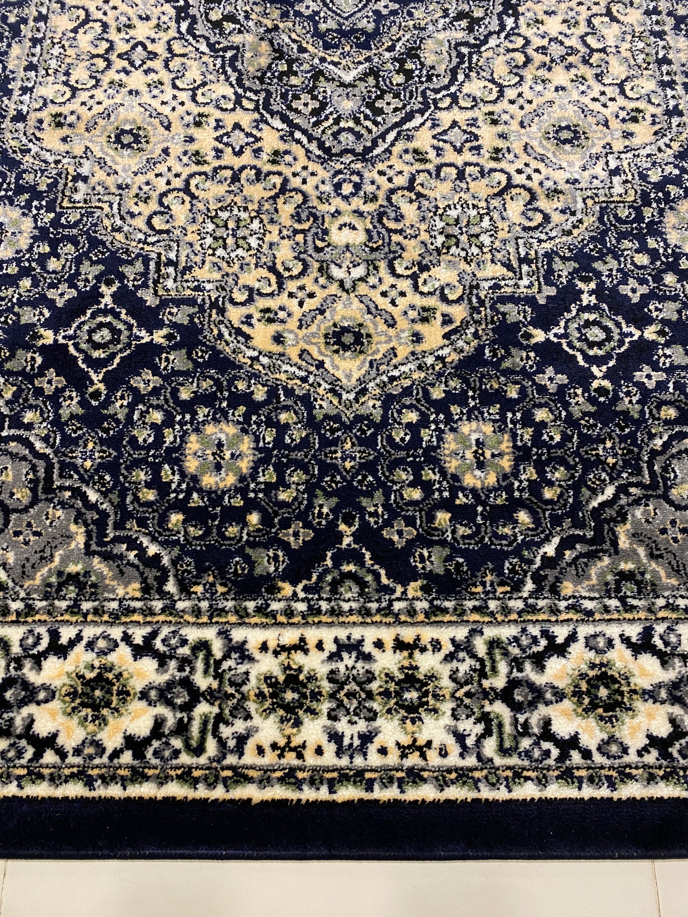 PERSIAN POLYPROPYLENE YARN RUG