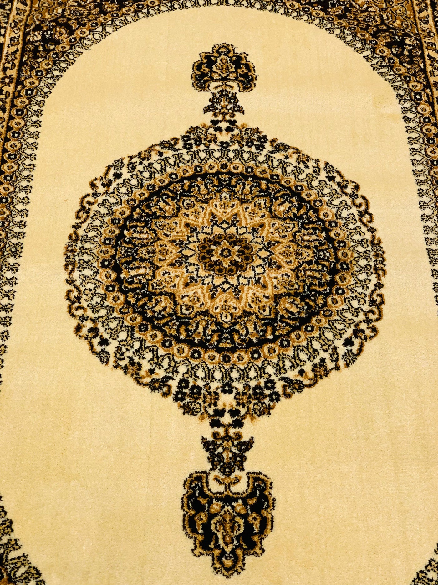 Pure Turkish Polypropylene Yarn Rug