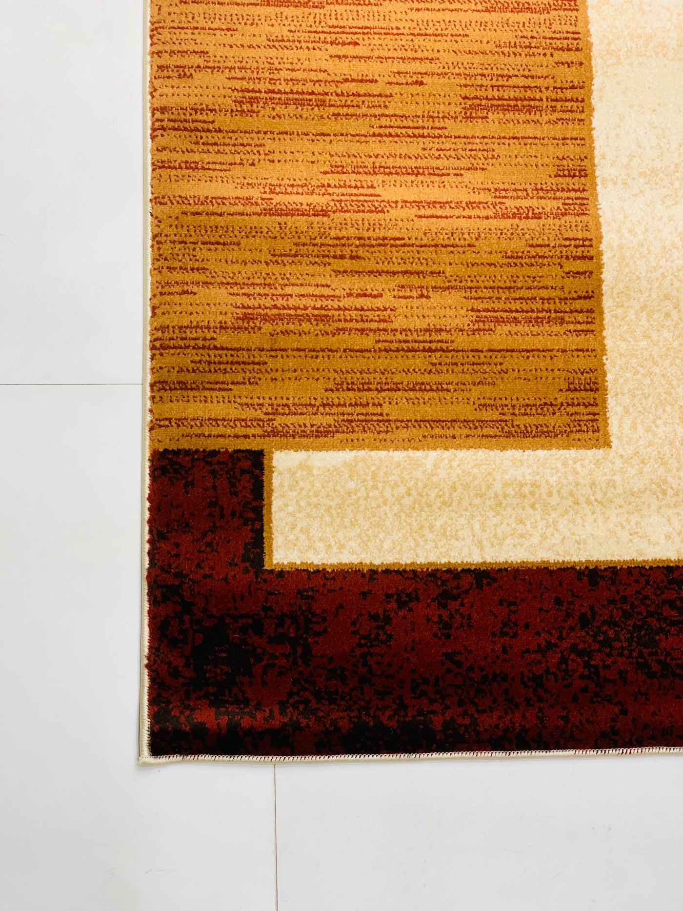 MODERN POLYPROPYLENE RUG